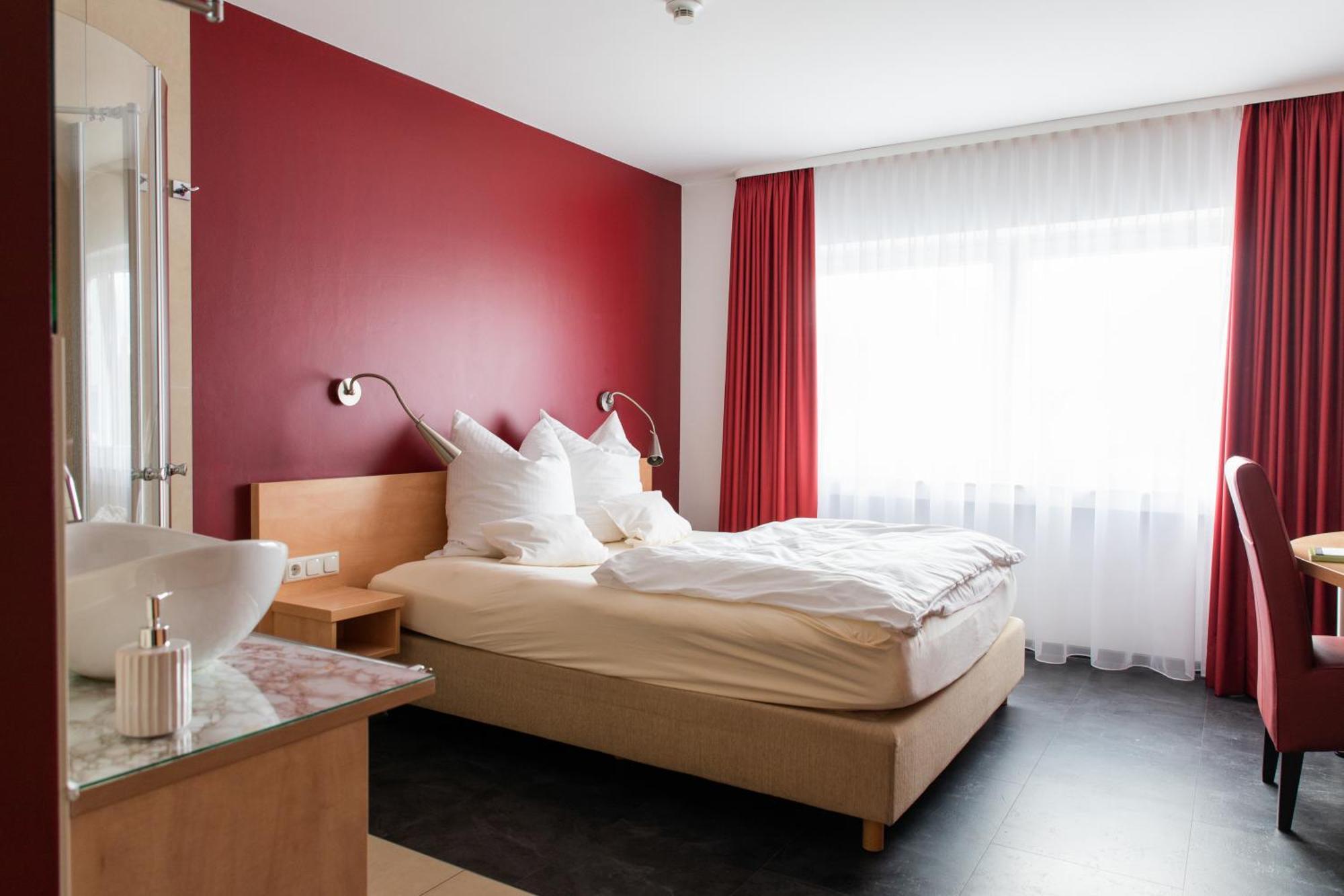 Mein Schlosshotel Heusenstamm Dış mekan fotoğraf