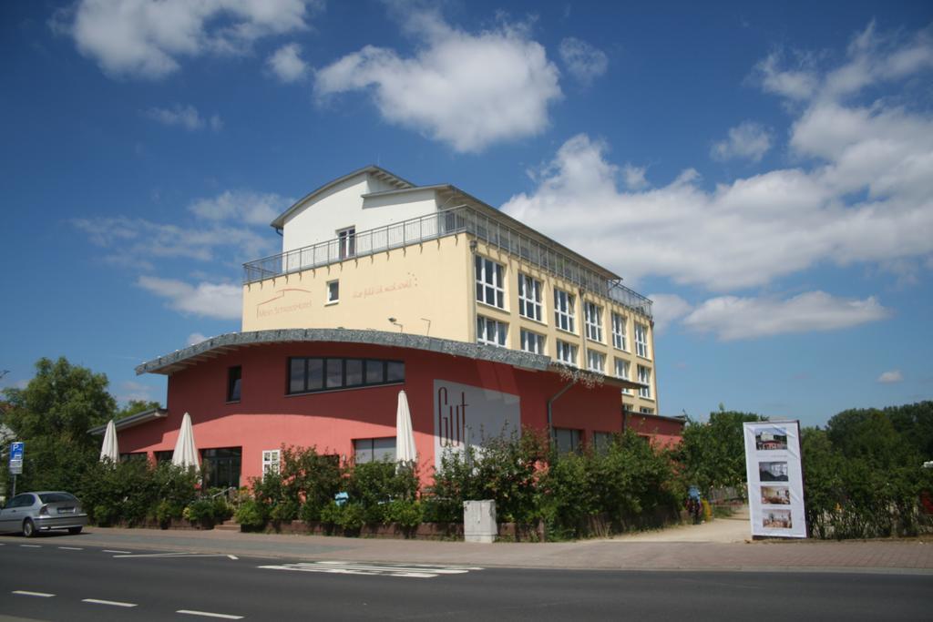 Mein Schlosshotel Heusenstamm Dış mekan fotoğraf